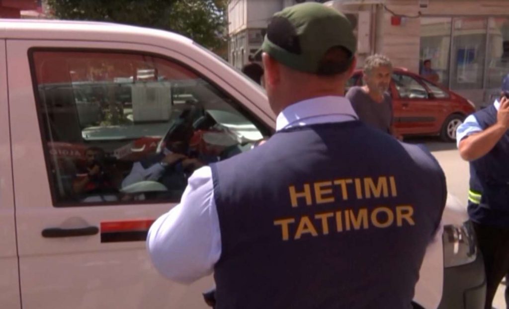 Në krye të strukturës