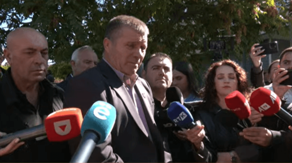 Jashari pas votimit në Kuvend  Qëndrojmë në kërkesën tonë  kërkojmë shfuqizimin e Speciales