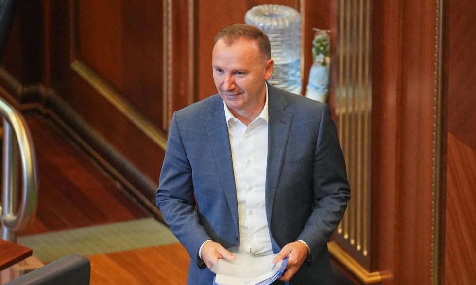 Zemaj  Për Kurtin je i mirë vetëm kur je i nënshtruar