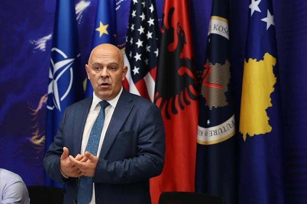 Gjini i reagon Kurtit  Ka abuzuar me rregullat shtetërore për të blerë kohë