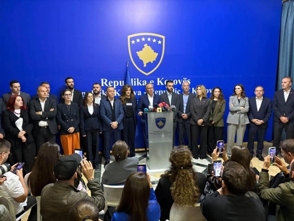 PDK ja pranon Shiroka Pulën për presidente  propozon Eliza Hoxhën kundërkandidate