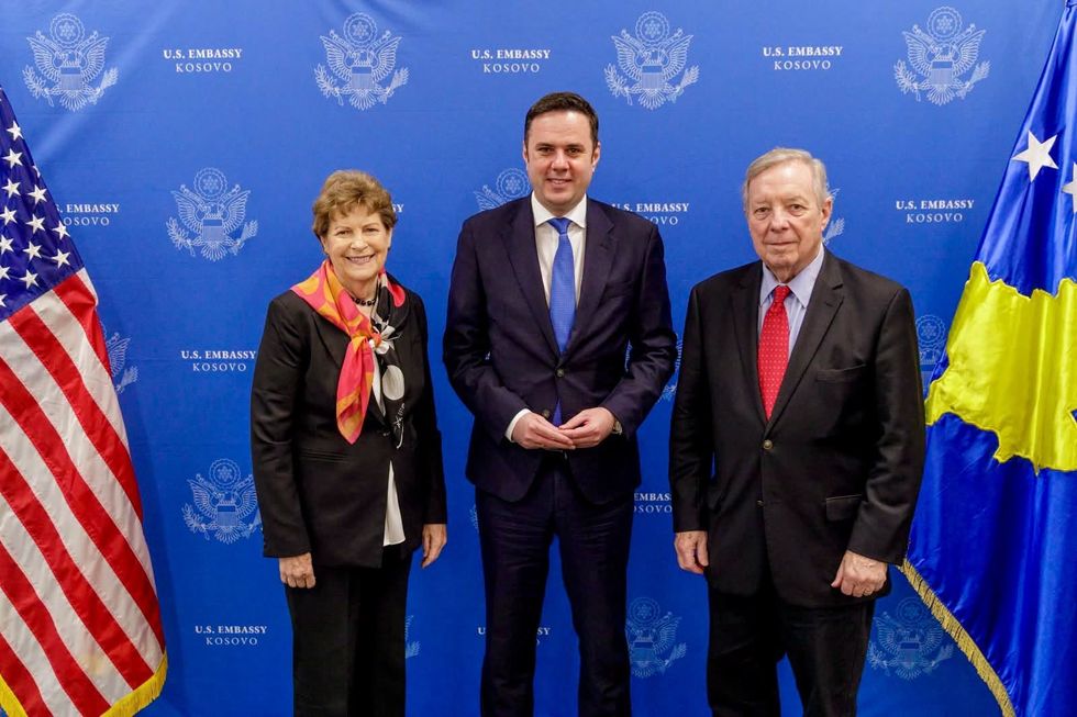 Abdixhiku takohet me dy senatorë amerikanë  kërkon rikthimin e dialogut strategjik me SHBA në