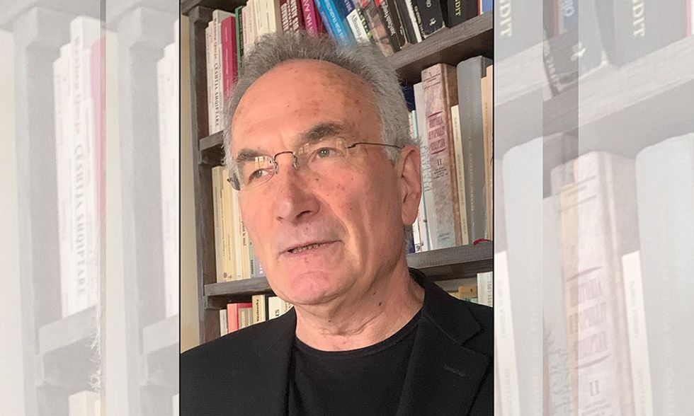 Studiuesi francez  Rusia manipuloi Evropën përmes raportit për Kosovën  Dick Marty ishte  idiot i dobishëm 