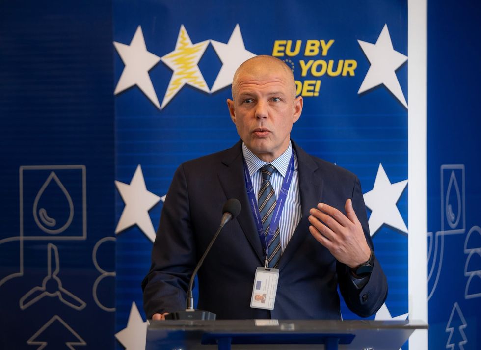 BE ja dhe Italia mbështesin lirinë e medias në Kosovë  theksojnë rolin e gazetarëve në demokraci