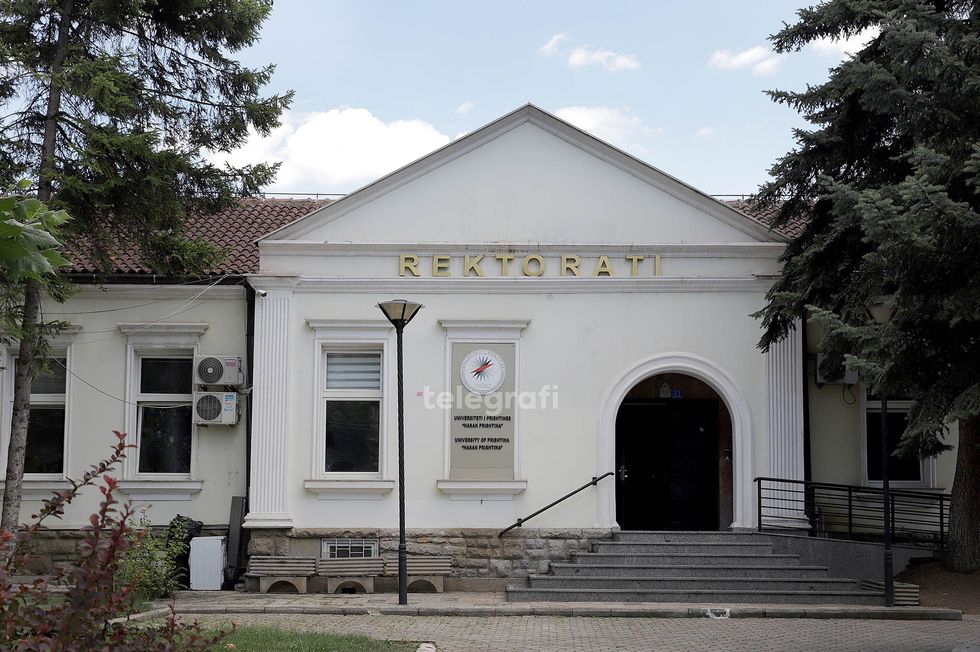 Biznesi dhe ligji  fushat më të preferuara nga studentët në Kosovë