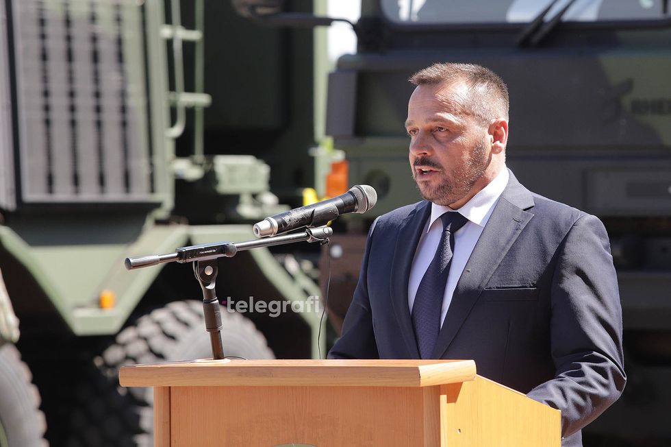 Maqedonci  Kemi kërkuar nga SHBA ja të diskutojmë blerjen e helikopterëve