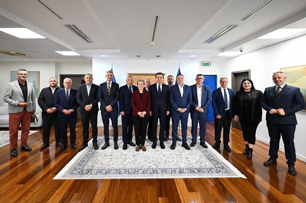 Kurti përshëndet suksesin e Koalicionit Shqiptar  përmend edhe humbjen e Vuçiqit dhe Daçiqit