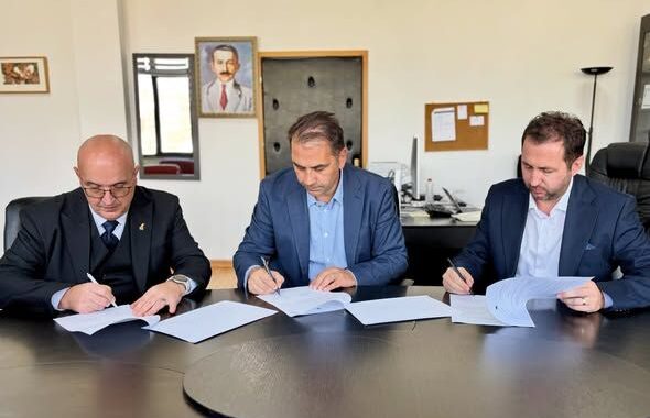 qasje të lirë në dokumentet