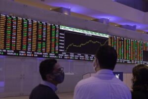 – Bursa e Sao Paulos