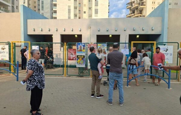 IZRAEL – Fillojnë zgjedhjet parlamentare