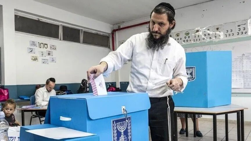 TEL AVIV   Mbyllen qendrat e votimit  pjesëmarrja afër 75 për qind