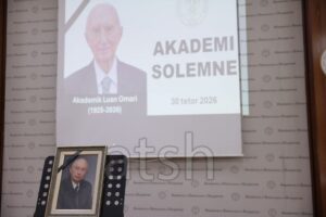 në nderim të