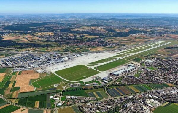në aeroportin e Shtutgartit