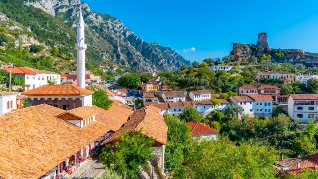 Media spanjolle  Udhëtim magjepsës nëpër Shqipëri  nga qytetet historike te brigjet e Jonit
