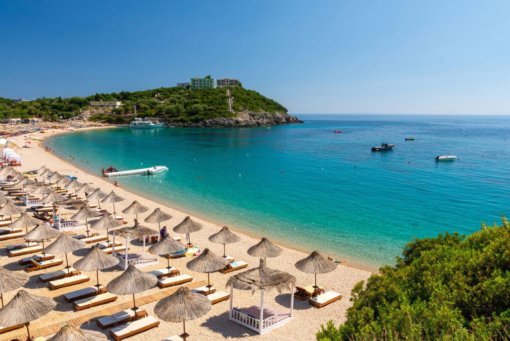 Media franceze  Ulysse   Shqipëria  destinacioni që ndërthur plazhet  malet dhe trashëgiminë historike