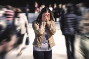 Stresi kronik rrit infiamacionin e zemrës,