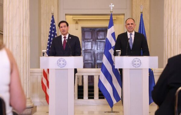 FOKUS- Uashingtoni dhe Athina forcojnë aleancën