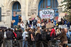 gjatë protestave studentore