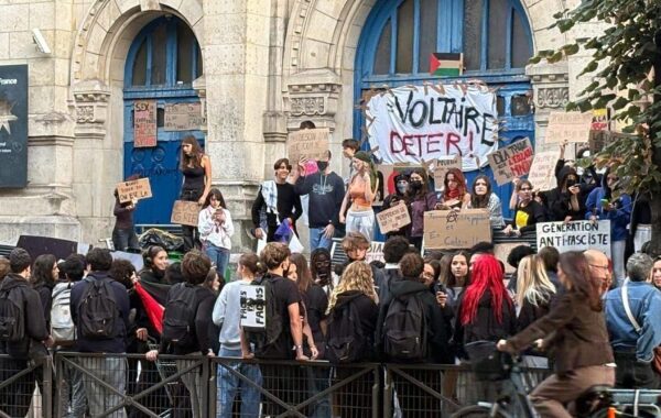 gjatë protestave studentore