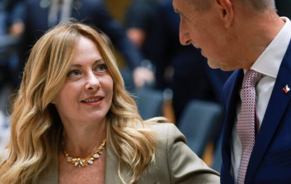 – Italia dhe Çekia i