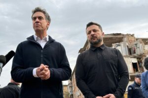 KIEV – Zelensky kundërshton pretendimin e