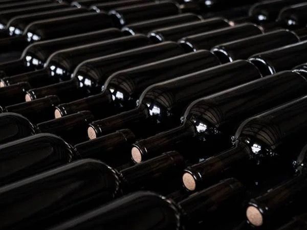 Itali  grabiten 30 mijë shishe verë me vlerë 5 milionë euro në kantinën Antinori