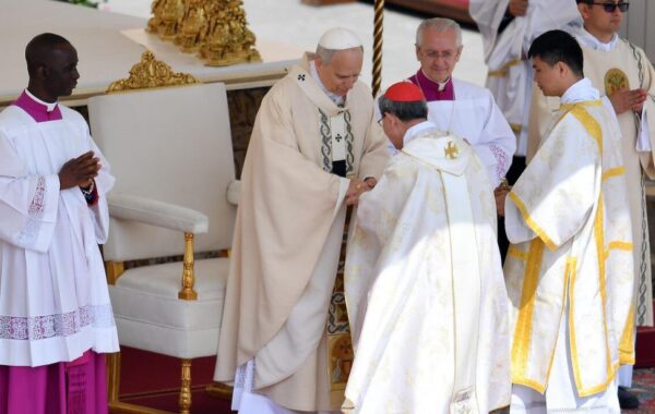 në zgjedhjen e papës së