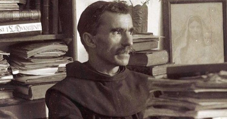 At Shtjefën Gjeçovi,