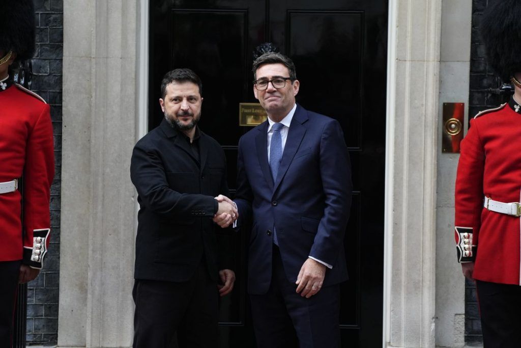 LONDËR   Burnham takohet me Zelensky  Mbështetja për Ukrainën nuk do të ndryshojë