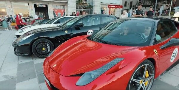 Të apasionuarit pas automobilizmit dhe