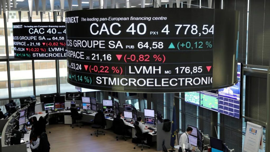 FOKUS   Dhuna në Francë rëndon tregjet evropiane të aksioneve  Wall Street rimëkëmbet