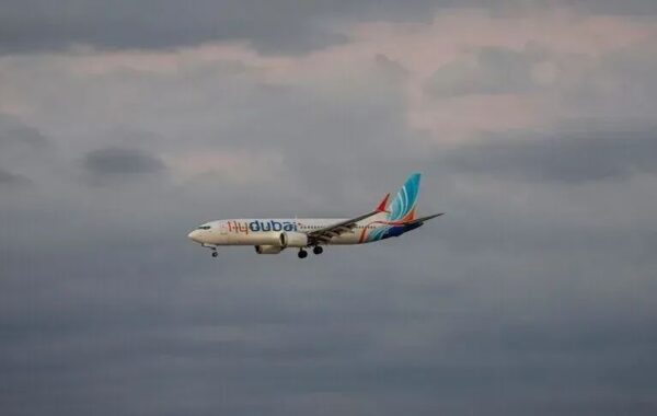 fluturimet drejt Tel Avivit