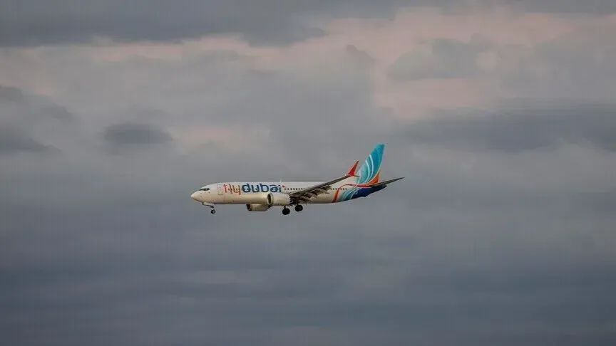 fluturimet drejt Tel Avivit
