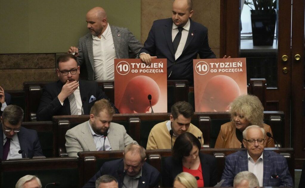 lehtësimin e ligjeve të rrepta