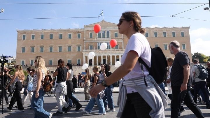 ATHINË – Përfundojnë protestat e studentëve