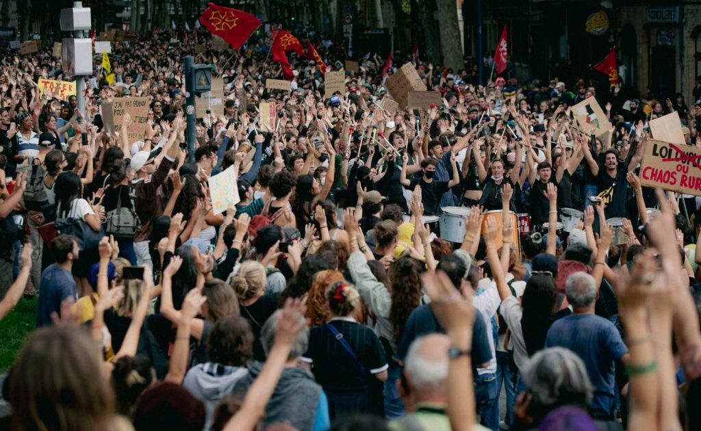 gjatë protestave të nxënësve