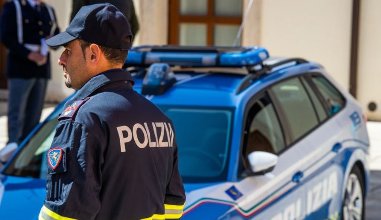 Grabitje në pallatin mbretëror pranë Torinos  vidhen 26 orë xhepi të shekullit të 18 të me vlerë 150 000 euro
