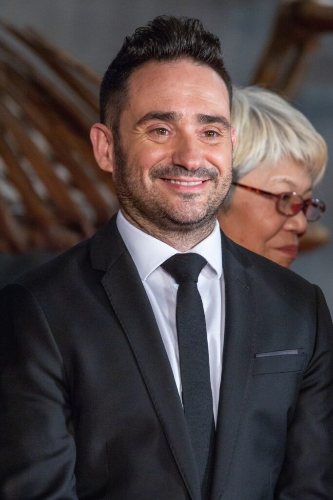 J A  Bayona drejt rikthimit te  Jurassic World   në krye të listës së Universal për vazhdimin e  Rebirth 