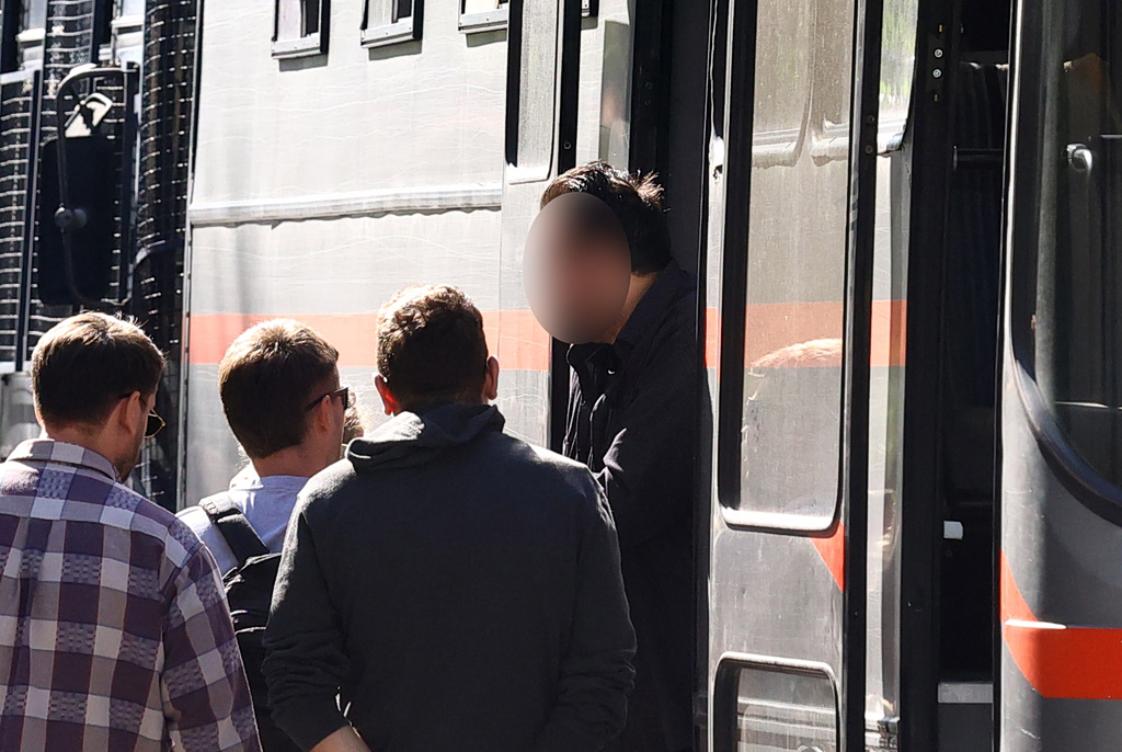Skandali i EFKA s  Kambouris dhe bashkëshortja përballen sot me hetuesin