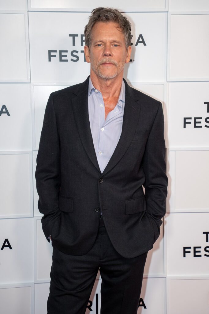 Stephanie Beatriz dhe Daniel Ings i bashkohen Kevin Bacon në horrorin «Summoner»  nis prodhimi i filmit të Amazon MGM