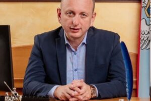 Milan Knezeviq, lider i Partisë Popullore Demokratike