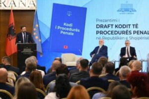 prokurorëve ndaj reformës së re