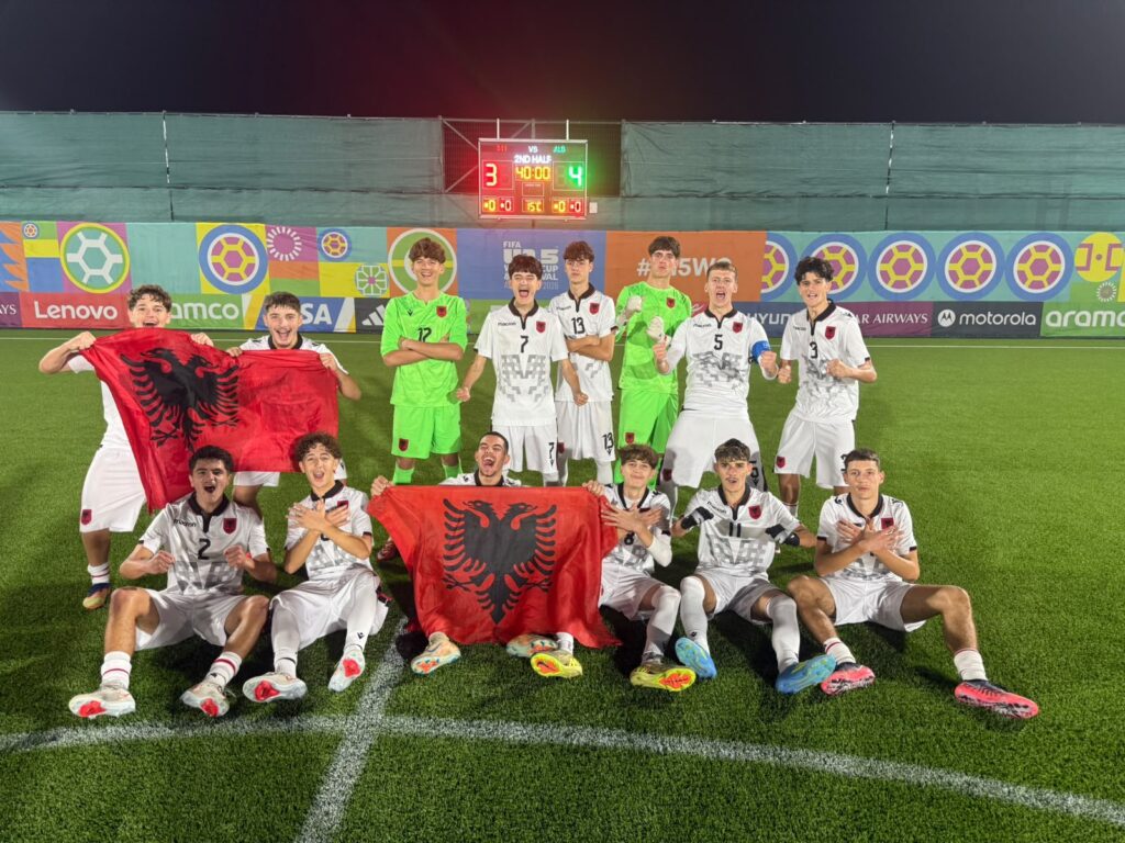 Kupa e Botës U 15  Shqipëria U 15 fiton tre ndeshje radhazi  nesër përballet me Perunë