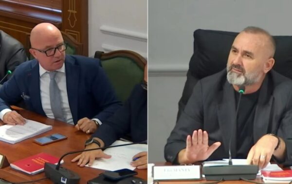 dhe një listë pagash,