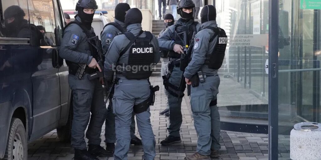 Ndalohet për 48 orë një person në Leposaviq  dyshohet se nxirrte kundërligjshëm dokumente zyrtare të Kosovës