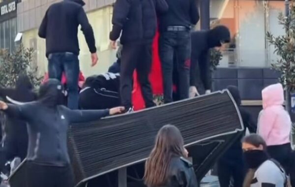o Zot, se s’dinë