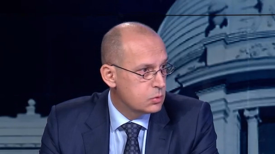Lončar fajëson bllokadat për listat e pritjes në spitale — mjekët  shpërdorim politik i pacientëve