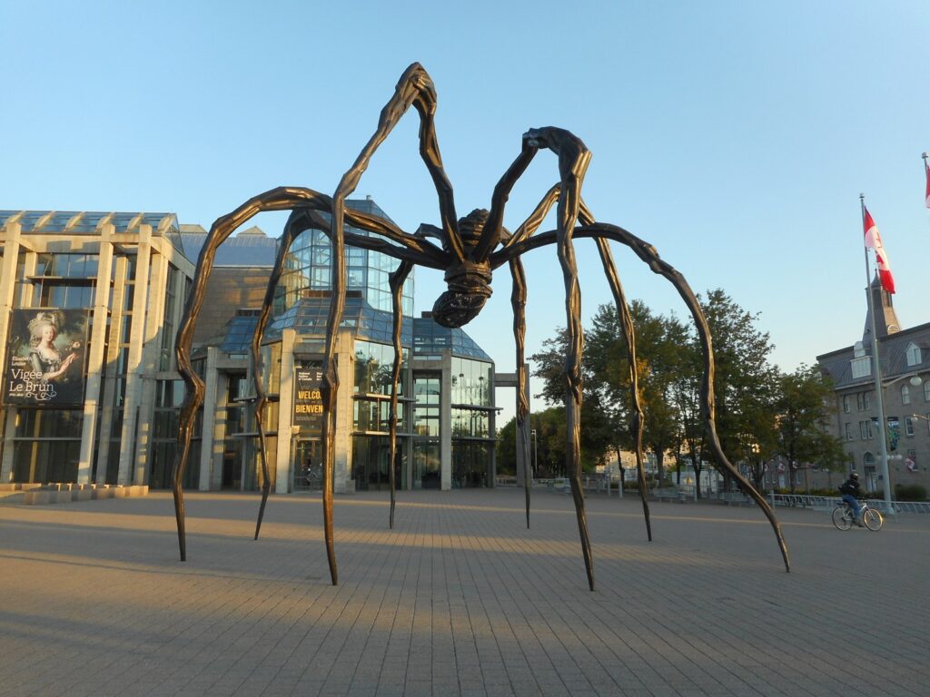 Hapet në Paris ekspozita e Louise Bourgeois në BnF  vizatimet dhe gravurat në qendër  për herë të parë që nga 2008