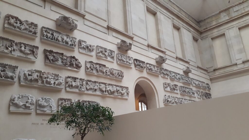 Louvre nis fushatën e re të mbledhjes së fondeve  kërkohen 800 000 euro për restaurimin e Cour du Sphinx