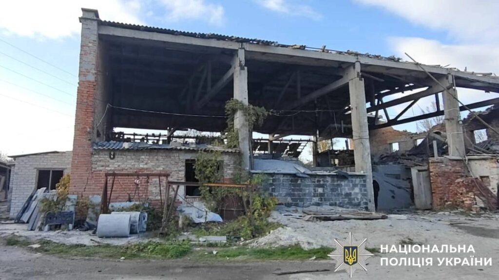 Raketë ruse godet një depo në Lozova  një 45 vjeçar i vrarë dhe dy të plagosur